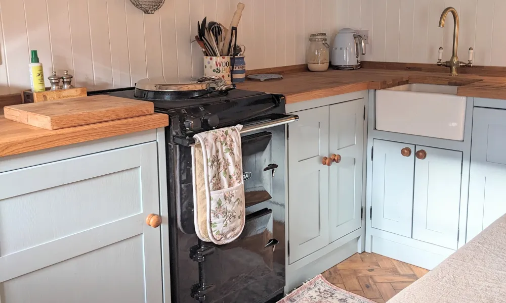 small kitchen with a reconditioned city 60 Aga cooker in Pewter